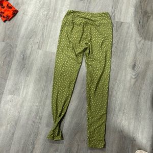 Lularoe leggings. One size fits most. Super comfy and brand new!